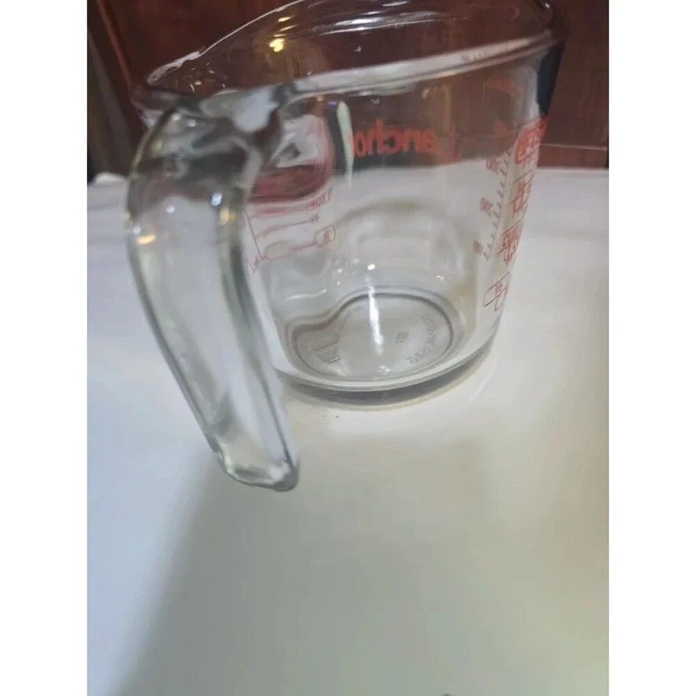Anchor Hocking Clear Measuring Cup Glass 2-Cup Red Lettering Hook Handle USA